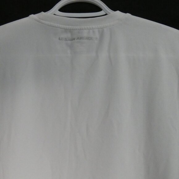 UNDER ARMOUR - Heat Gear | medium | White Tank Top With Silver Print - Picture 10 of 14